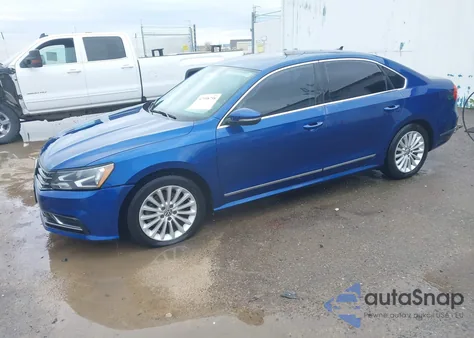 2016 Volkswagen Passat 1.8T Se z USA, uszkodzony, nr VIN 1VWBT7A32GC009922